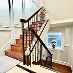 Vancouver Luxury Guesthouse