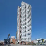 Beautiful Dt 3 Bed 2Bath Apat Free Parking & Pool