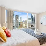 Awesome 2 Bedroom Apartment In Downtown Vancouver