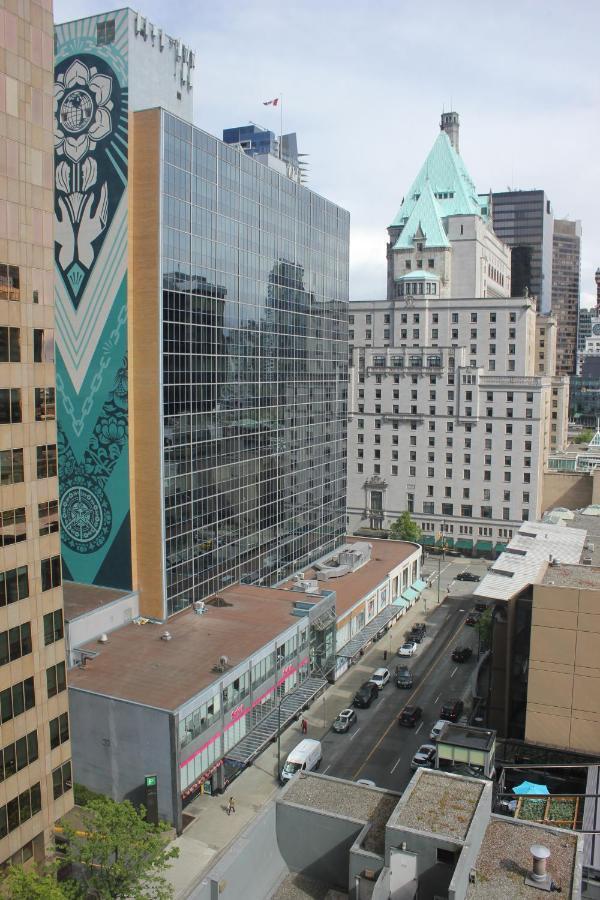 Your Vacation Downtown Apartment *
