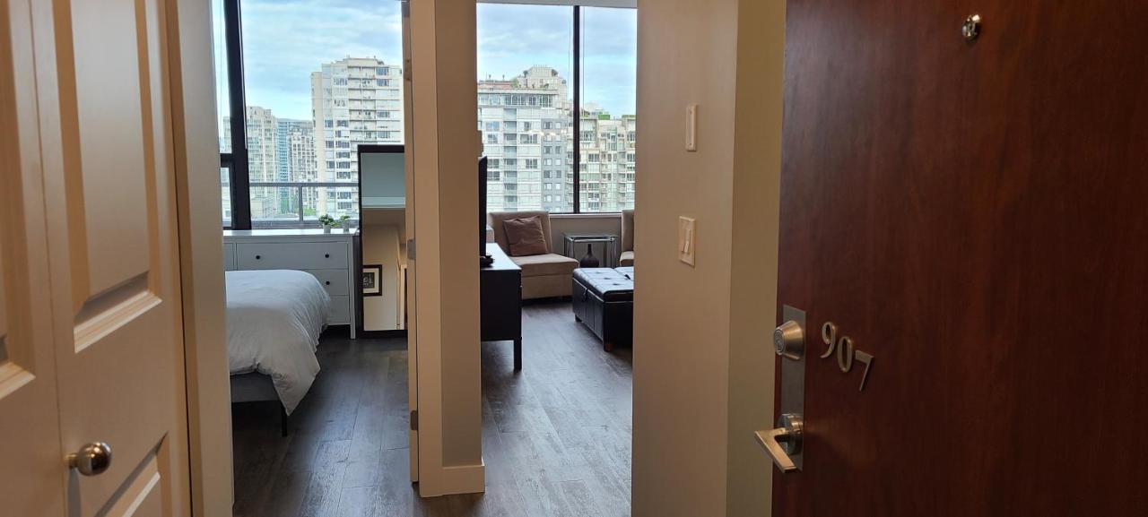 Apartment Howe Street With Views Vancouver