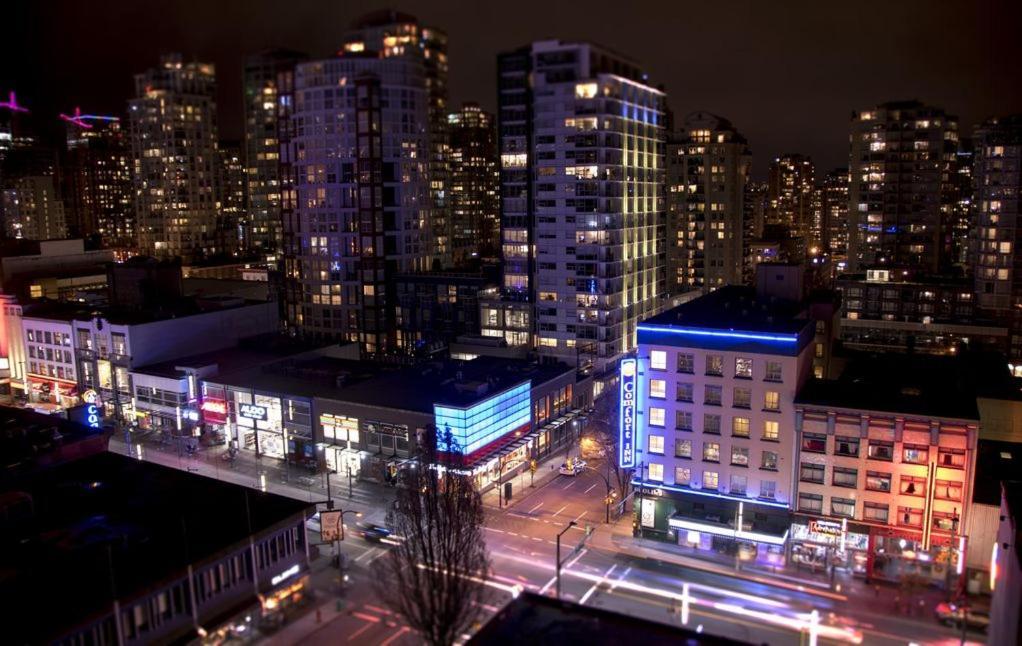Howe Street With Views Apartment