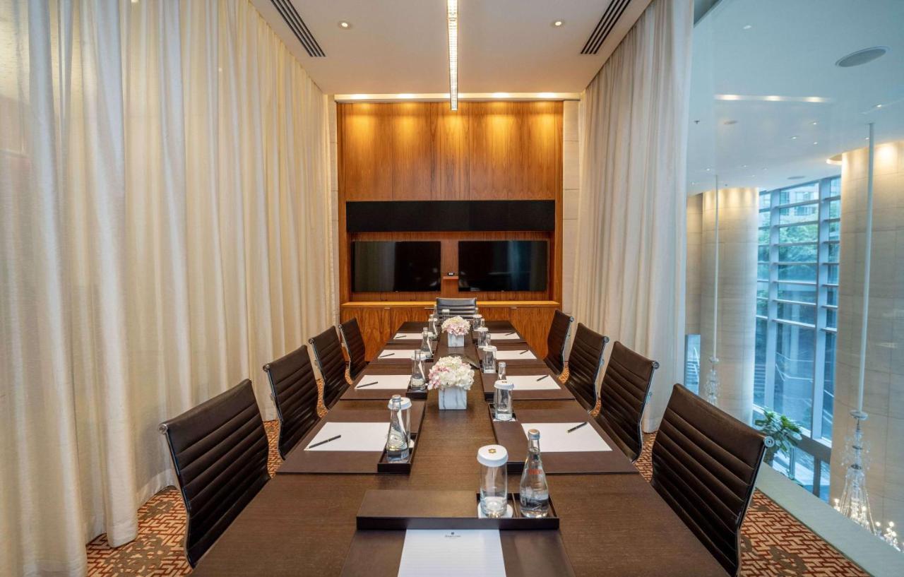 Shangri-la 5* Vancouver