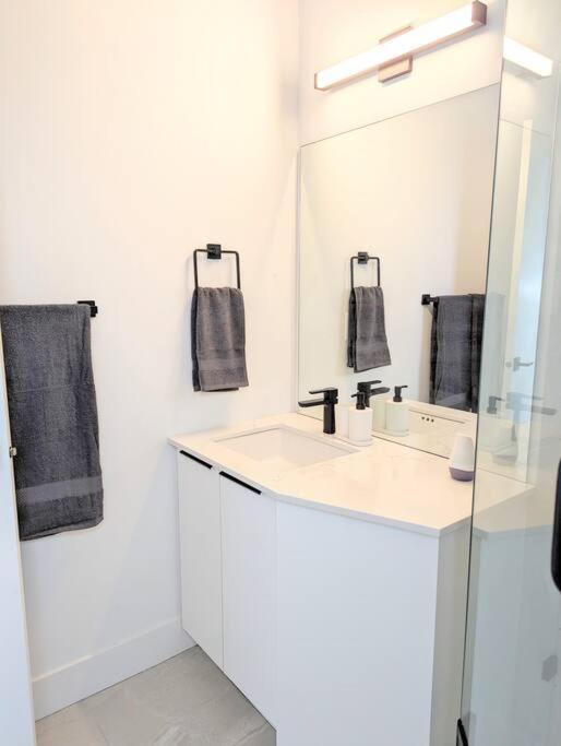 Ferienhaus Centrally Located, Modern, 2 Bedroom