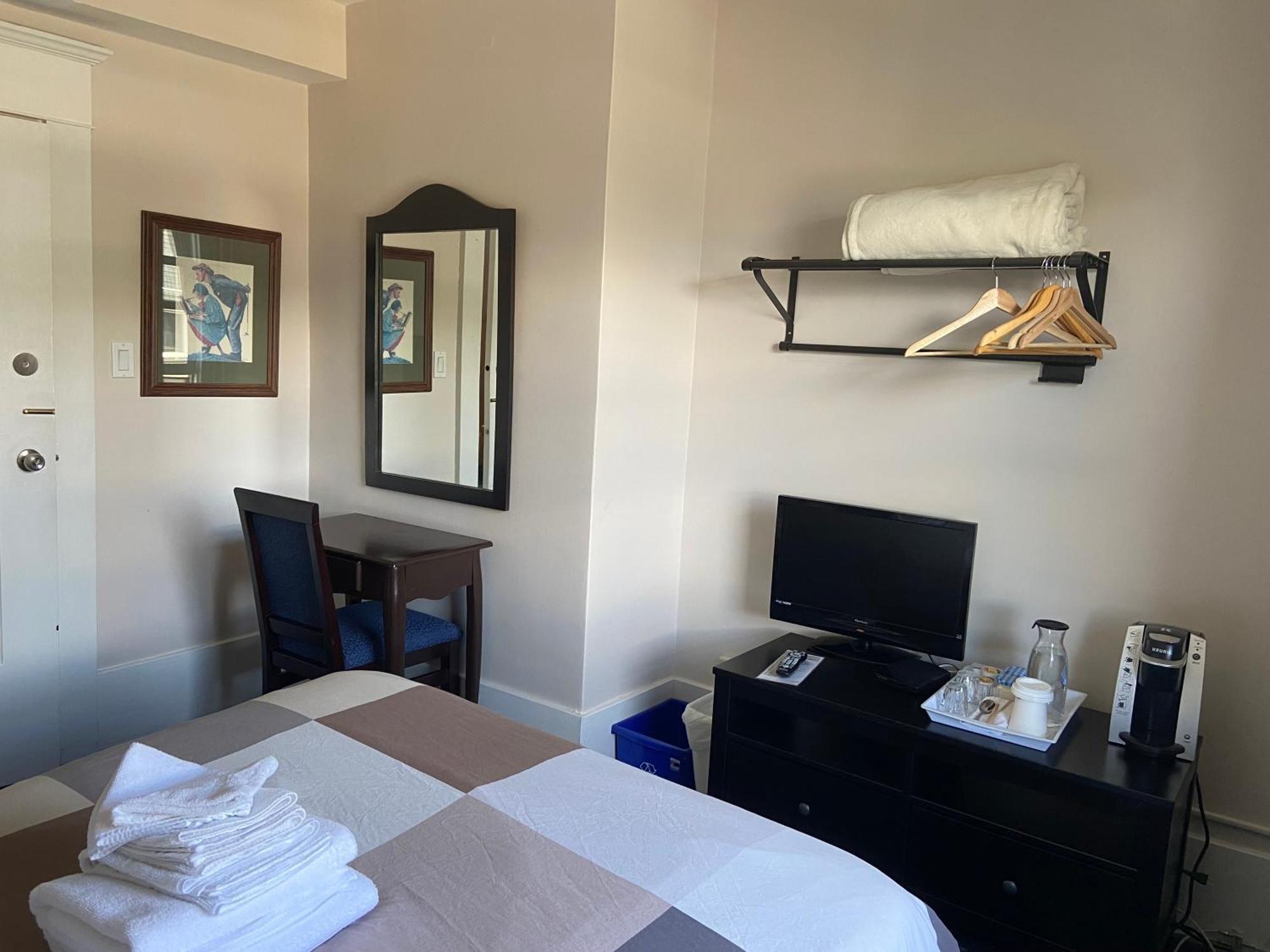 Bed & Breakfast Windsor 4*