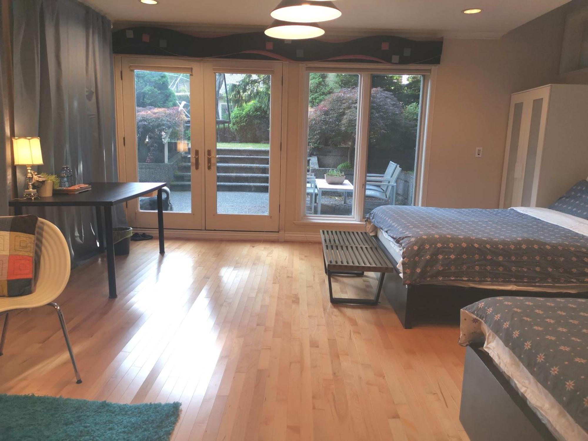 Nest Near Yvr Ubc Downtown Homestay Vancouver