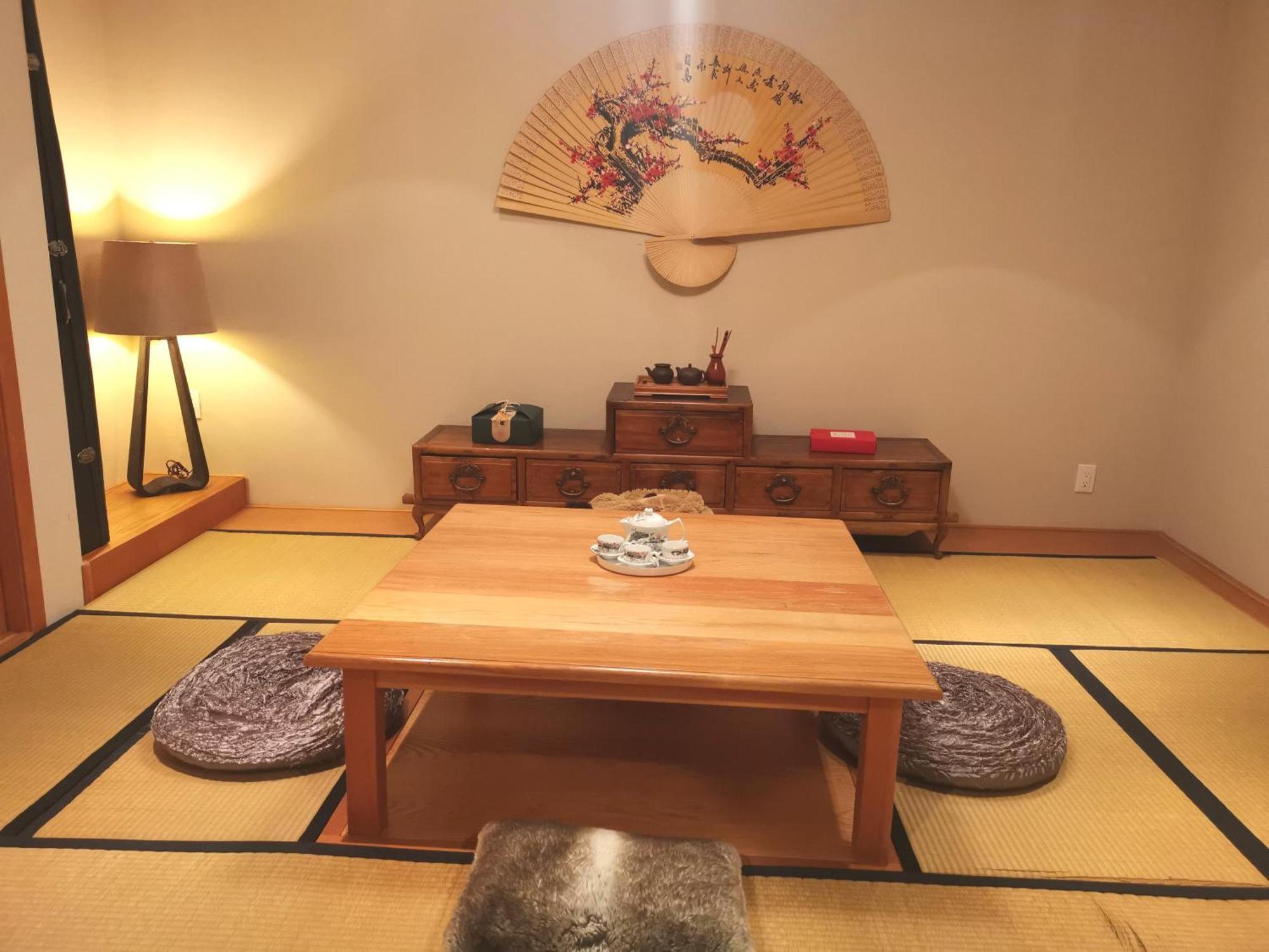 Nest Near Yvr Ubc Downtown Homestay
