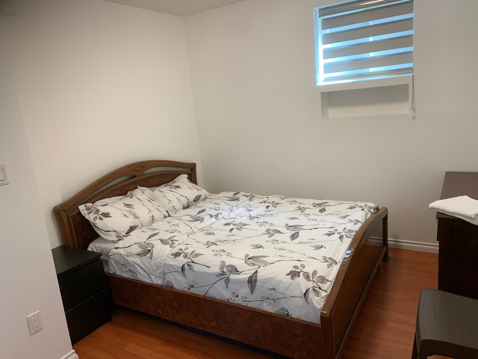 A Special Deal Ending Soon, Only 99 Dollars A Night!! Vancouver West Near Yvr Airport Vancouver