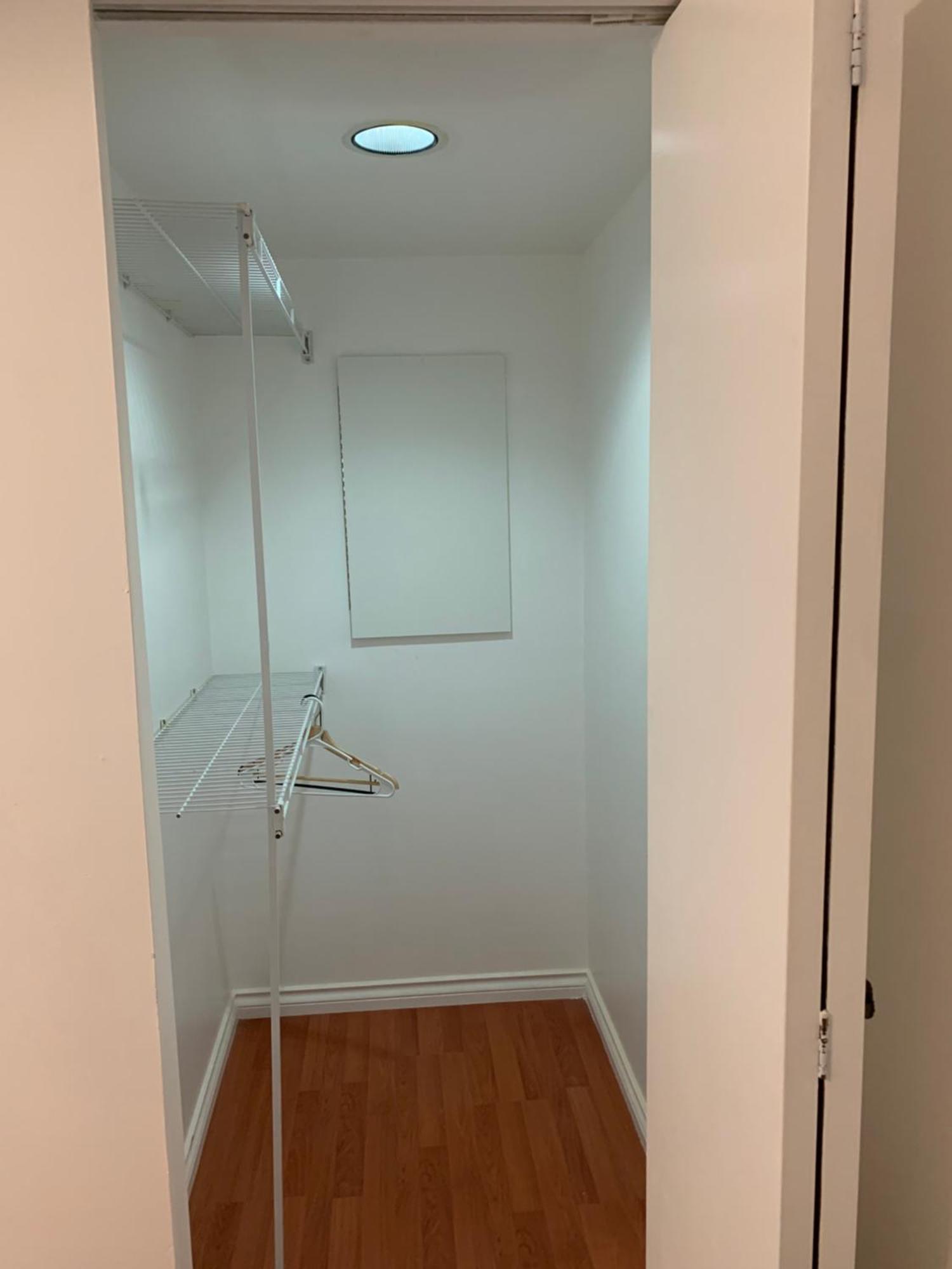 Guest house A Special Deal Ending Soon, Only 99 Dollars A Night!! Vancouver West Near Yvr Airport *