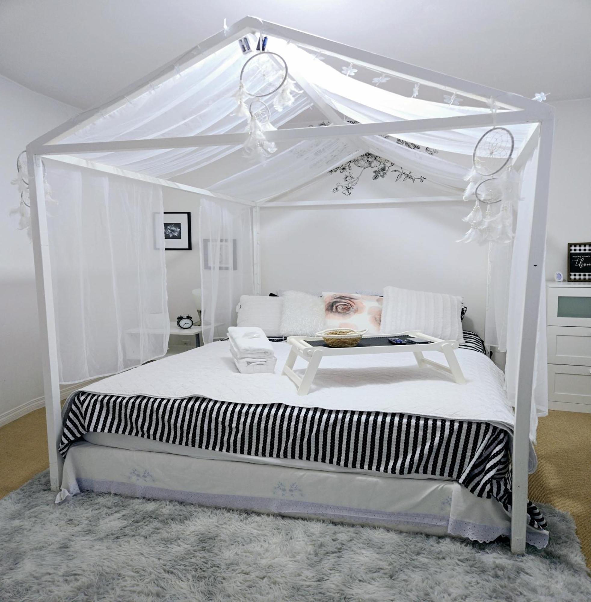 Privatunterkunft Lovely Cozy Room! With Attached Private Bath In The Heart Of Vancouver! Private Parking & Self Check-in!