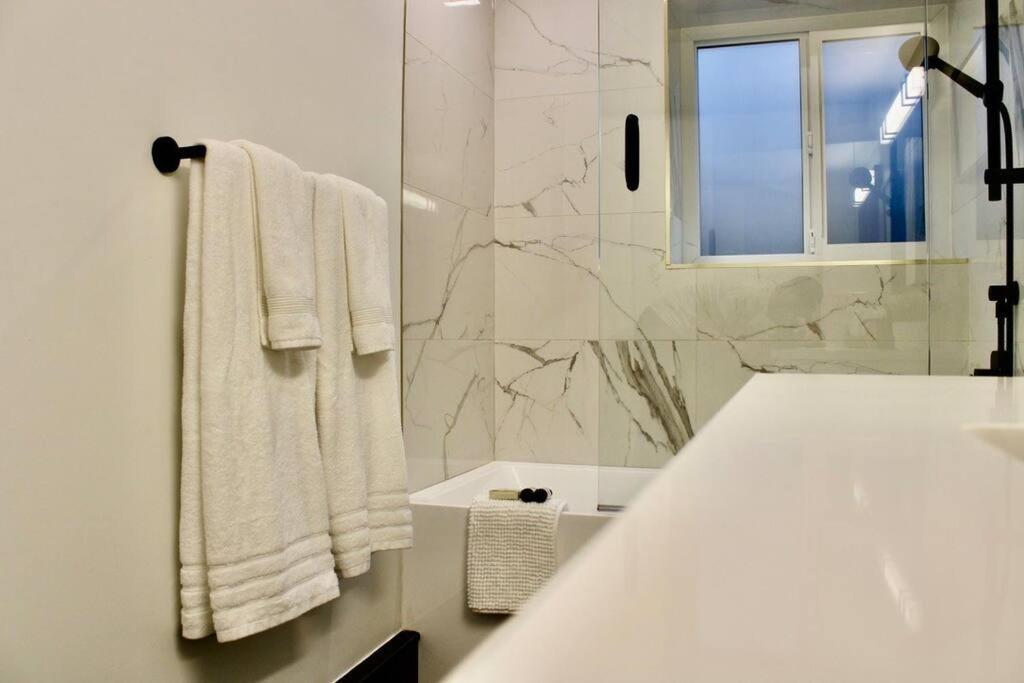 2bdr Stylish Comfort Parkside