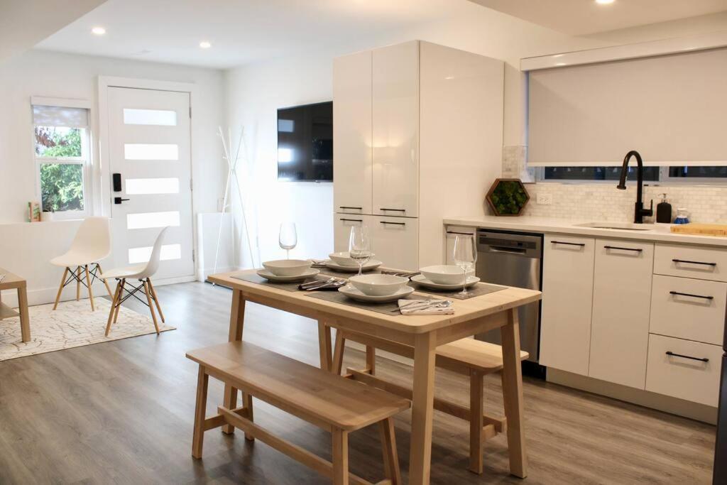 2bdr Stylish Comfort Parkside Apartment *