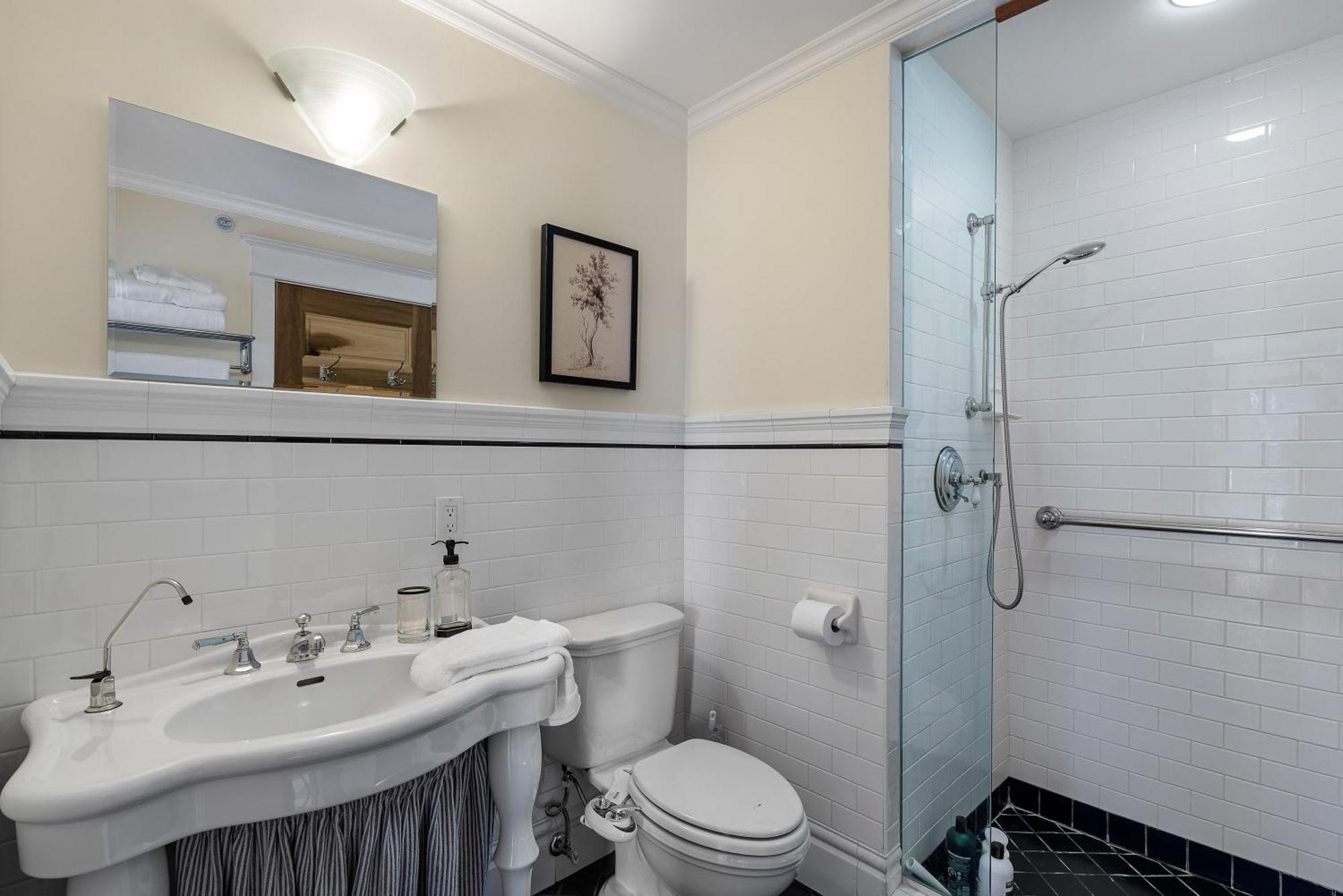 The Heritage - Mount Pleasant Ferienhaus Vancouver