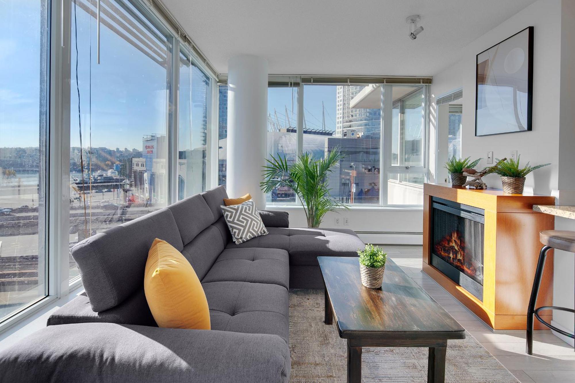 Apartment Stylish 2bd In Downtown With Marina View Vancouver