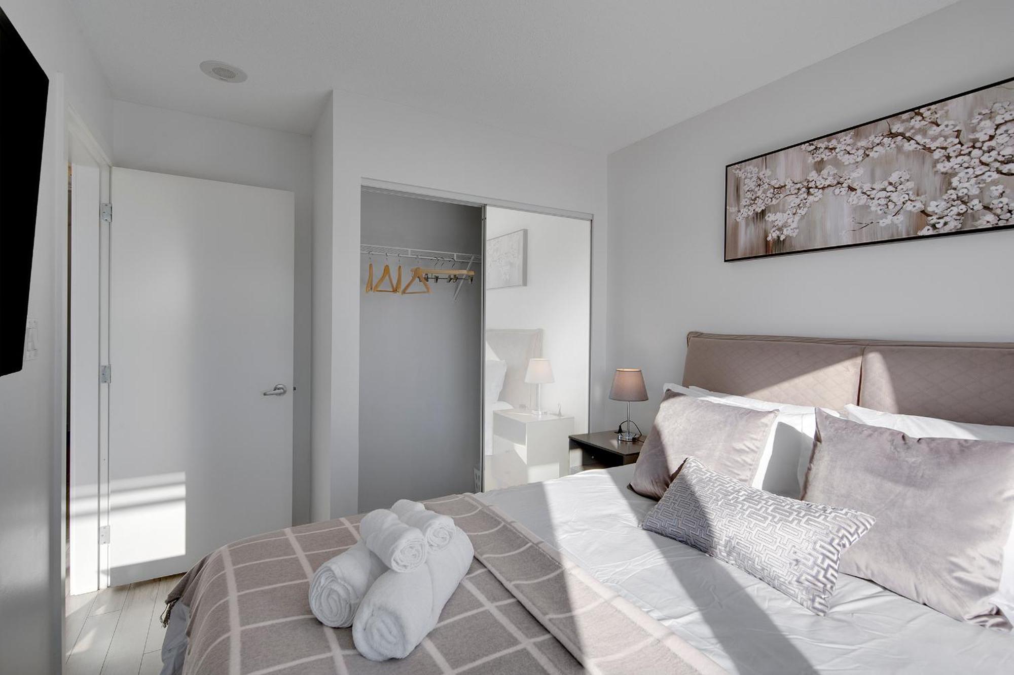 Stylish 2bd In Downtown With Marina View * Vancouver