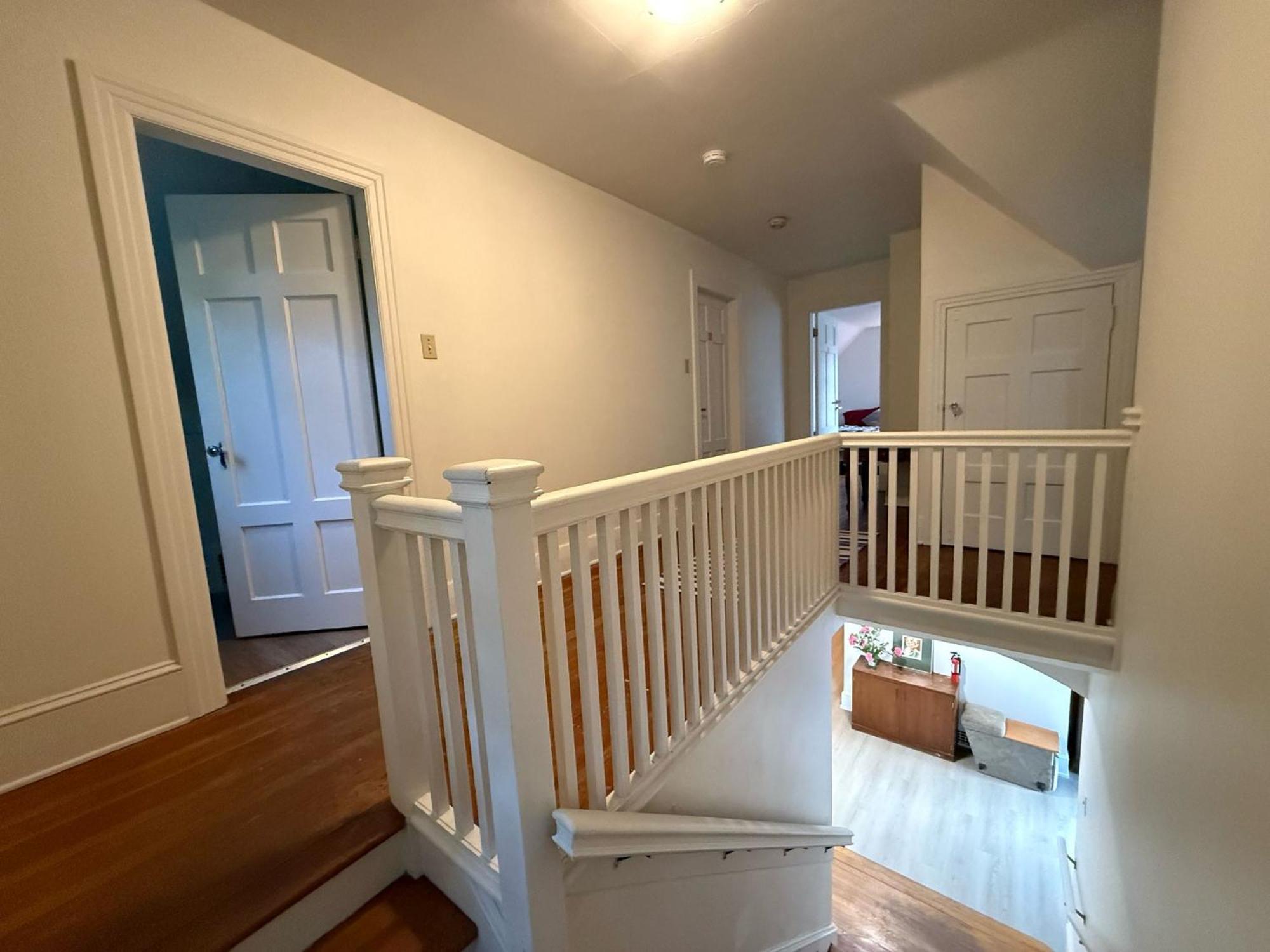 Budget In Near Ubc, Kerrisdale Shopping Distt Vancouver