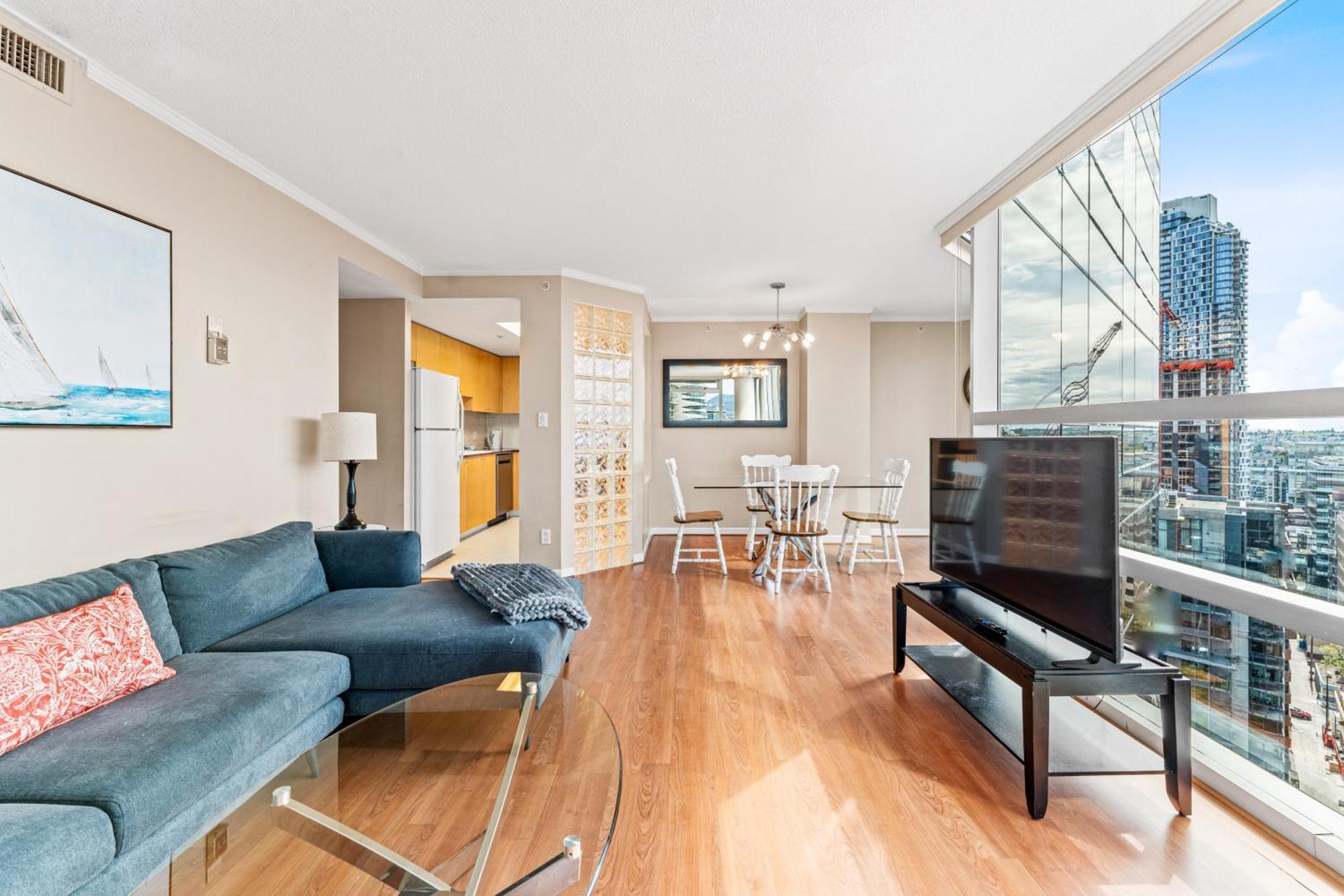 Awesome 2 Bedroom In Downtown Aparthotel
