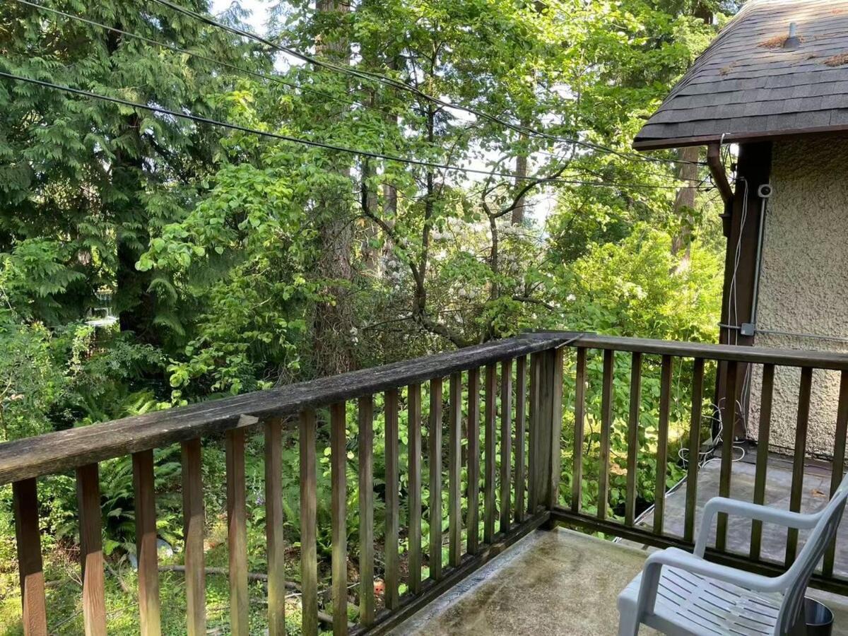 Guest house Vancouver West Ocean View Villa