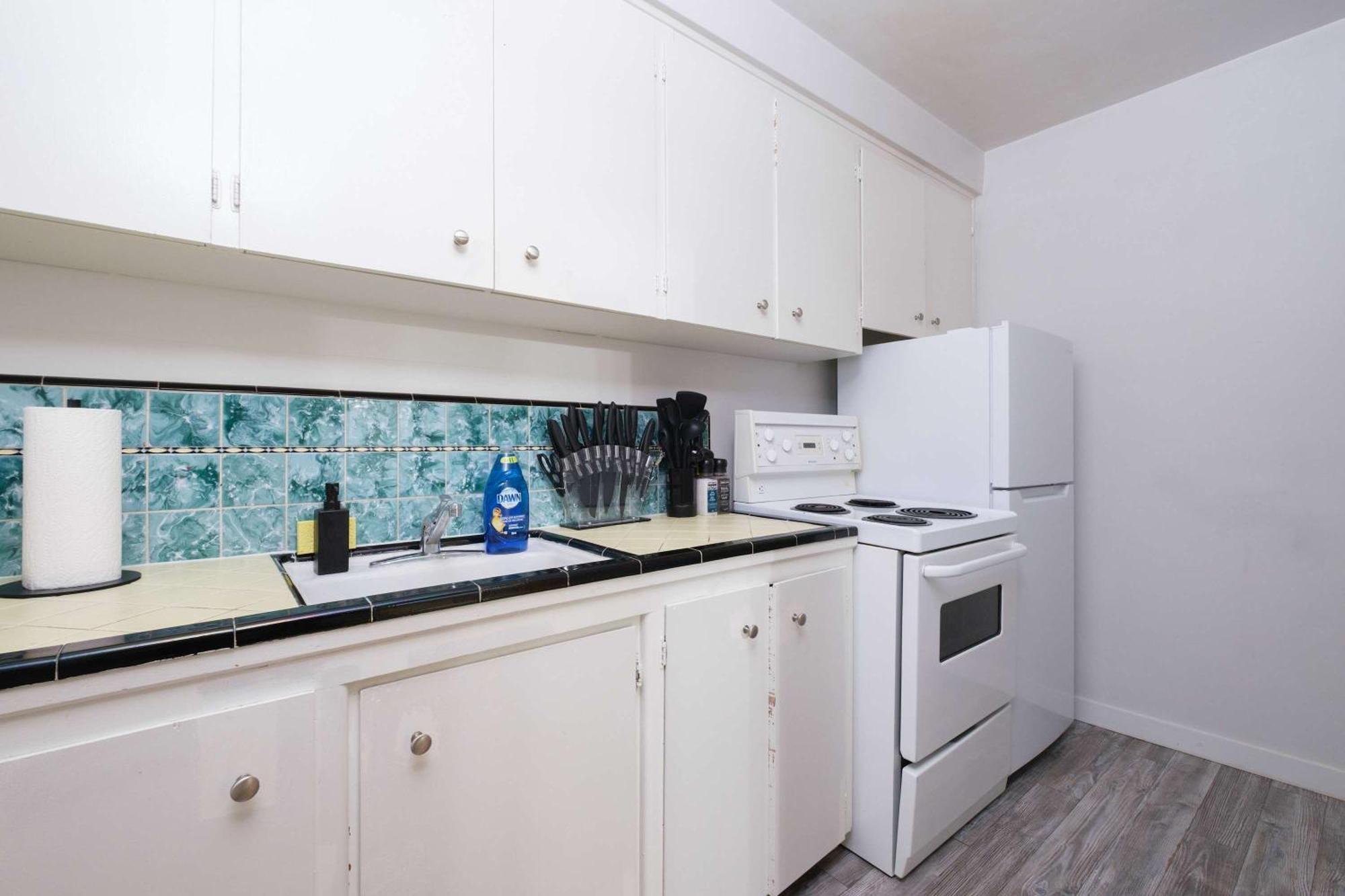 Cozy West End Away From Apartment Vancouver
