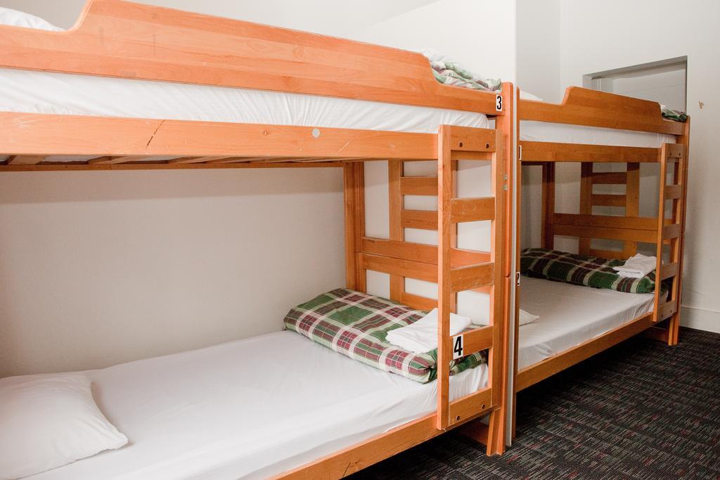 Hi Central Hostel Vancouver
