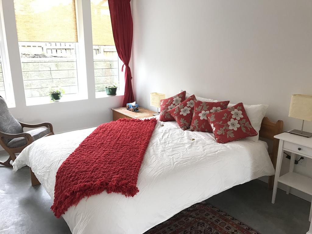 Lotusland Garden Suite *