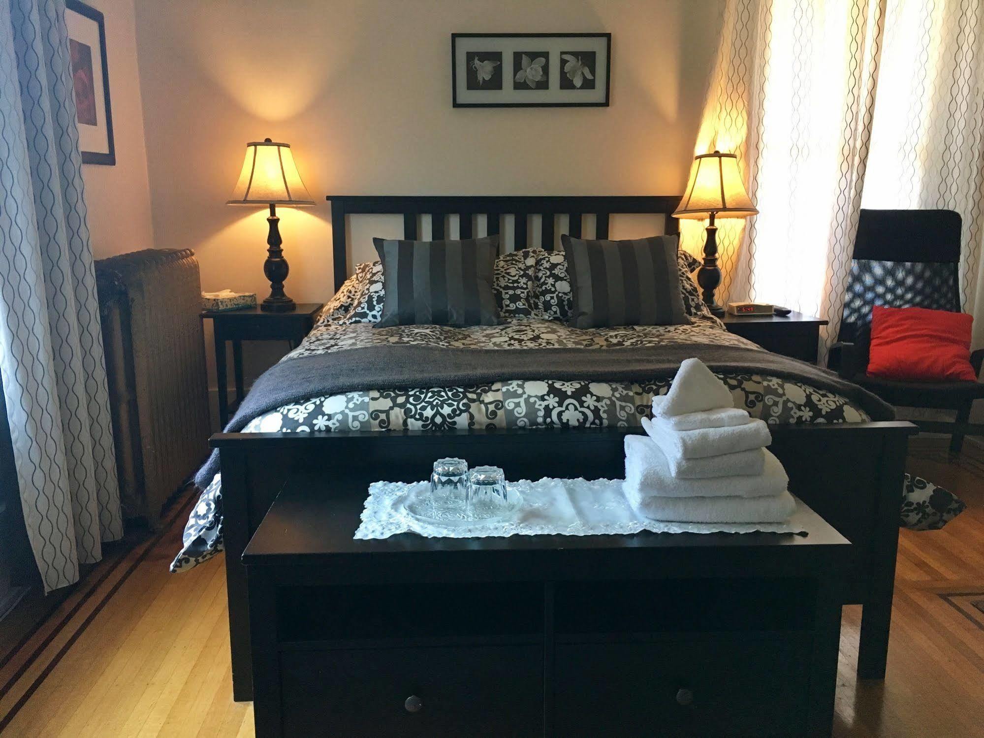 Windsor Bed & Breakfast Vancouver