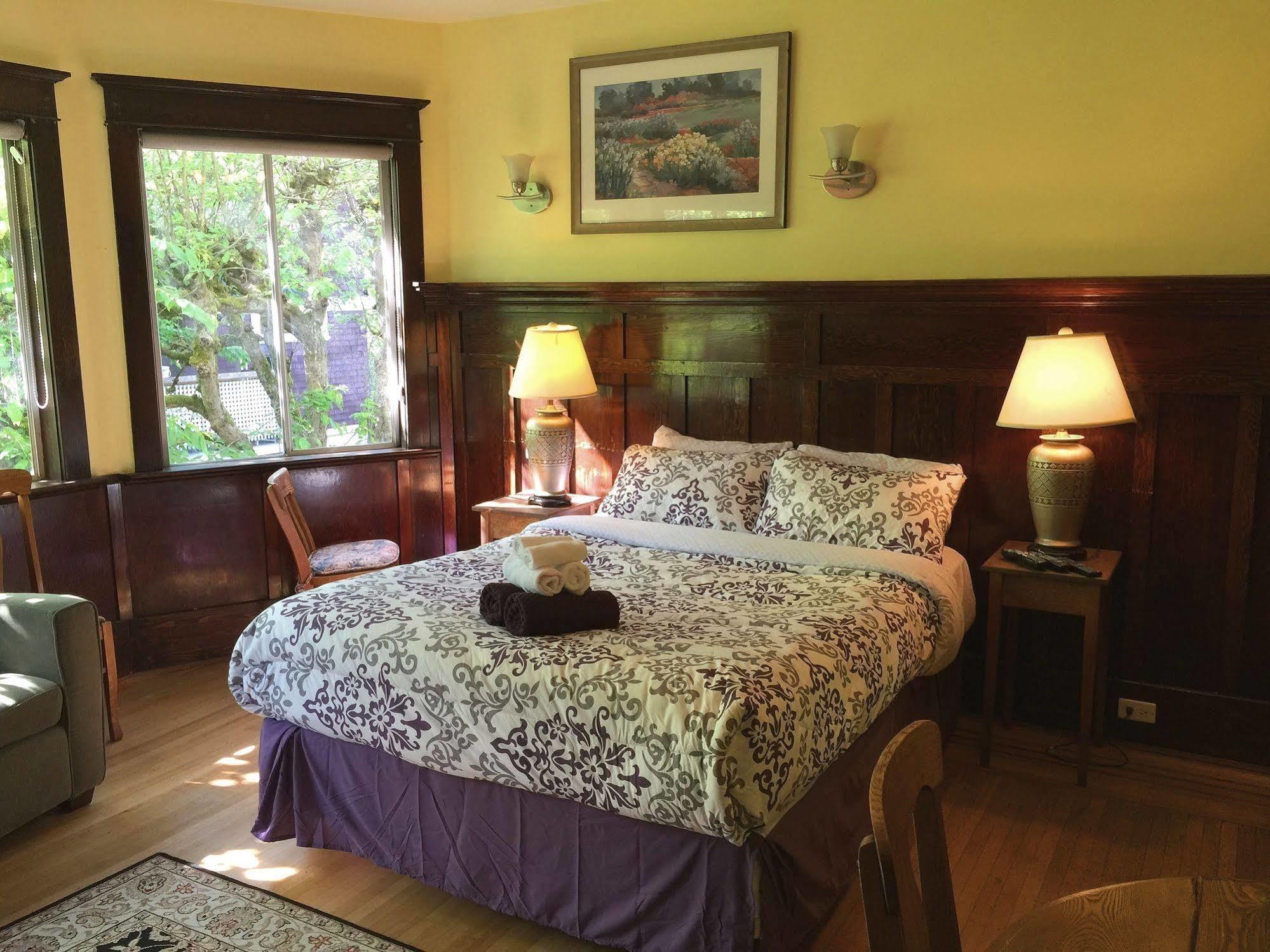 The Manor Gasthof Vancouver