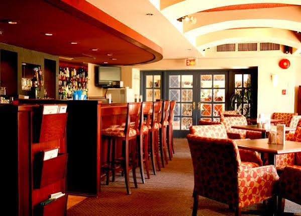Hotel Quality Downtown-inn At False Creek