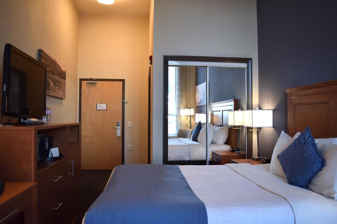 Hotel Western Uptown