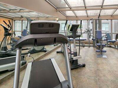 Western Uptown Hotel 3*