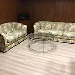 Queen Guest Home