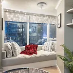 Condo In Downtown Vancouver - Near Rogers Arena