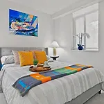 Stunning 1 Bed In Yaletown Panoramic Views