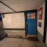 Neat, Compact, Private Room In A Lovely Vancouver Neighbourhood