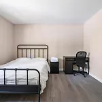 Charming Stay In Prime Vancouver Location