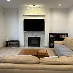 Sweet Room In Vancouver