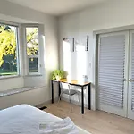 Sweet Room In Vancouver
