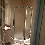 Chic City Sanctuary - 2 Bed 2 Bath In Vancouver