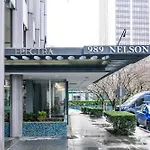 Modern & Cozy Home In The Heart Of Downtown Vancouver