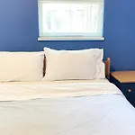 Cozy Guest Rooms Near Ubc, Downtown And Beaches