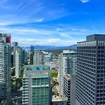 Live The Coal Harbour Dream Spacious 2-Bedroom With Breathtaking Water And Mountain Scenery