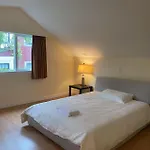 Bright & Cozy Dunbar Home Close To Ubc