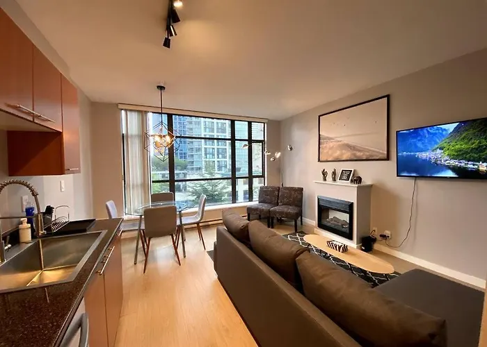 Entire Condo In Heart Of Downtown Vancouver