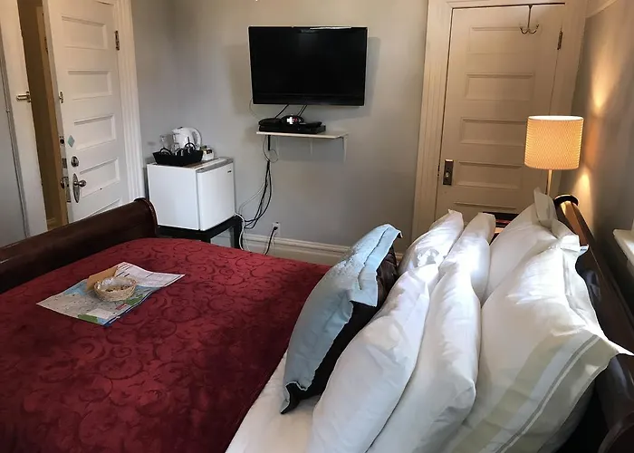 Barclay House Bed And Breakfast