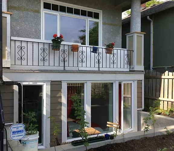 Lotusland Garden Suite
