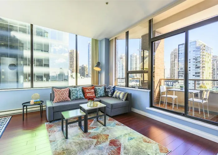 Robson & Granville Luxury Suite