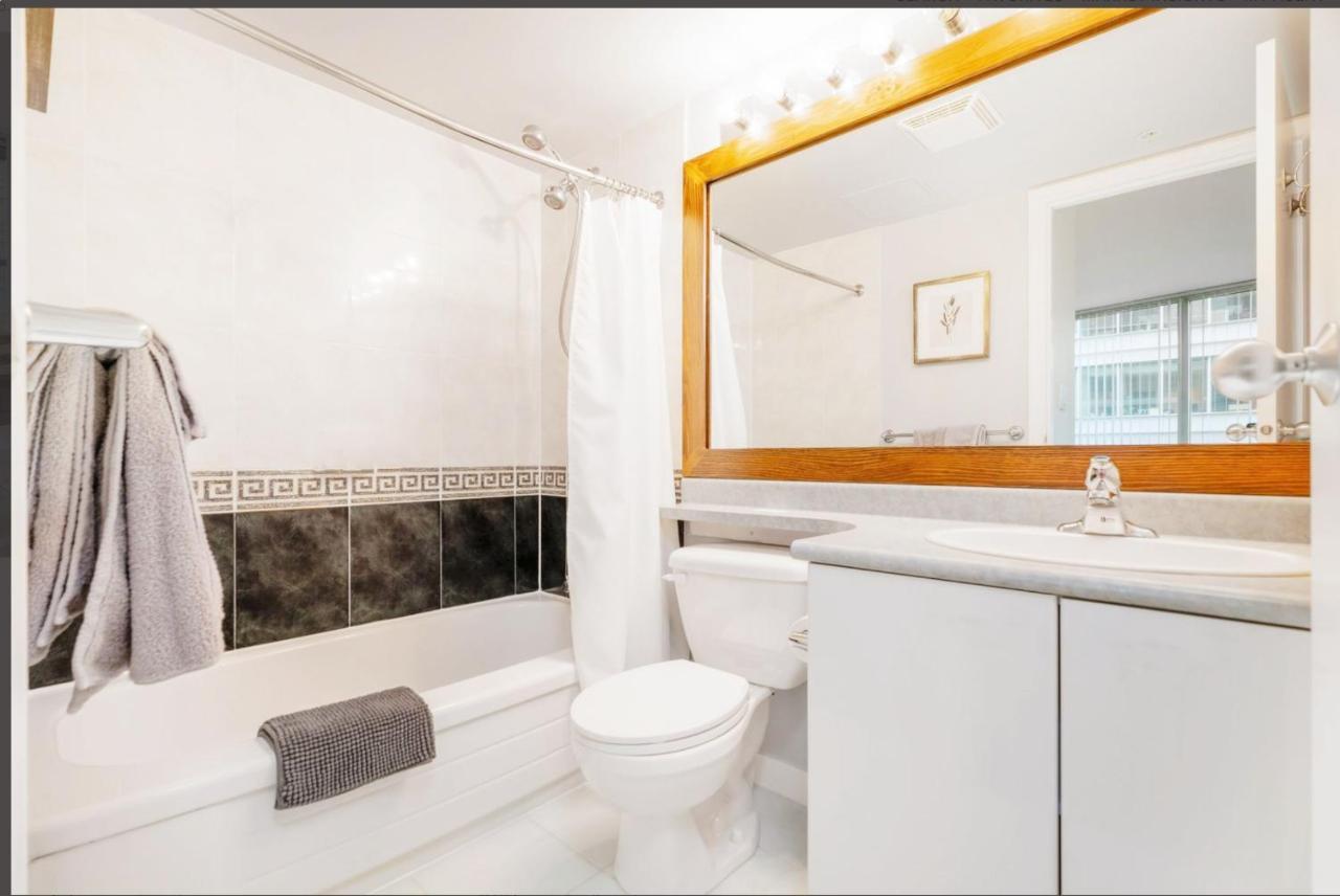 Robson & Granville Luxury *