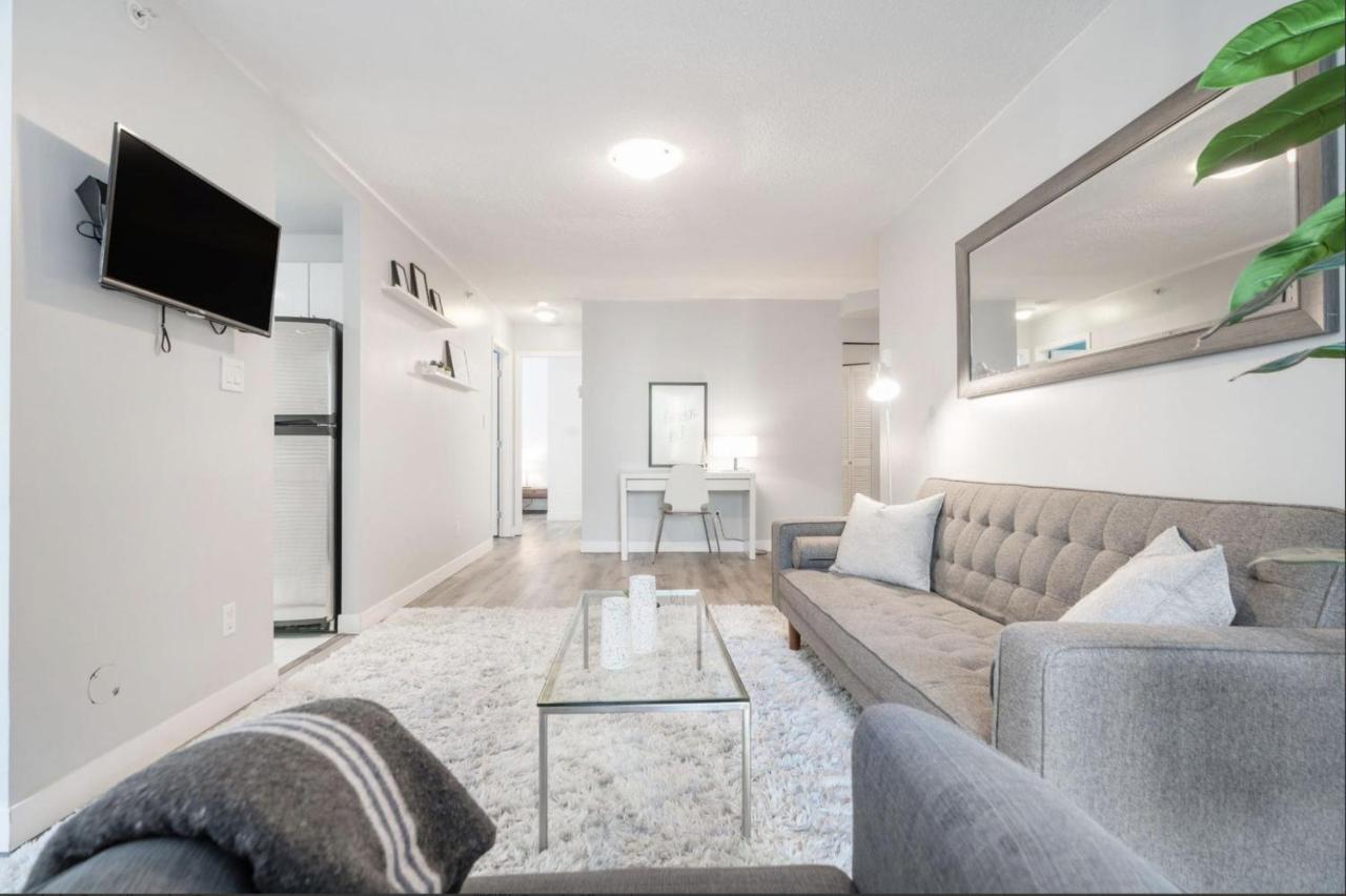 Robson & Granville Luxury * Vancouver