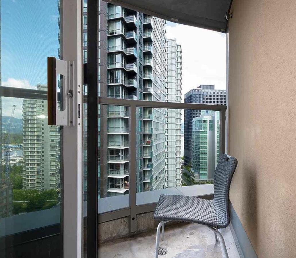 Robson & Granville Luxury Apartment