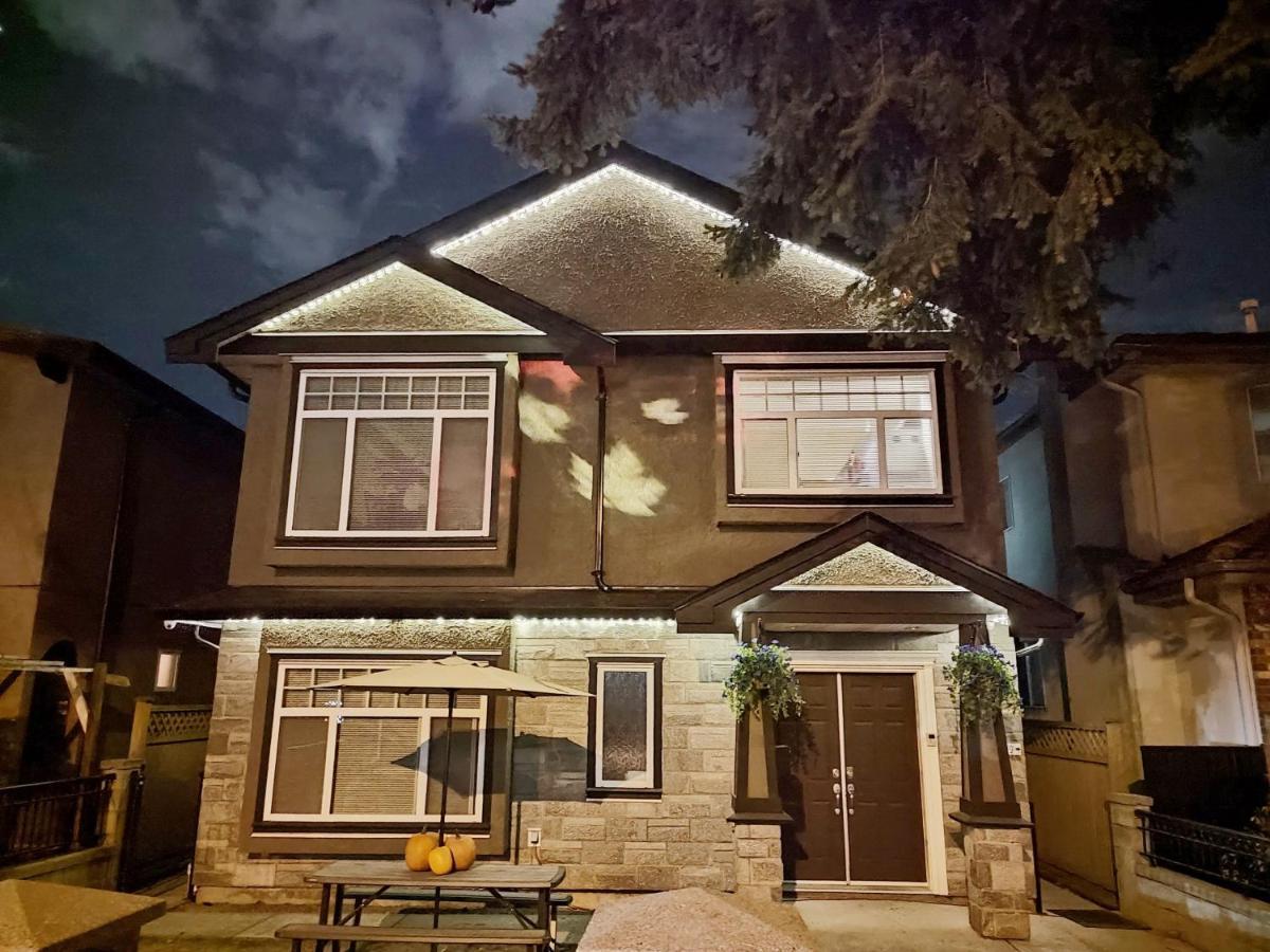 Gasthof Private W King Bed, Ground Level, Naturally Bright *